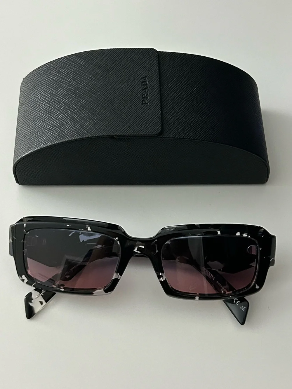Authentic Prada Black Tortoiseshell Rectangular Sunglasses with Gradient Lenses